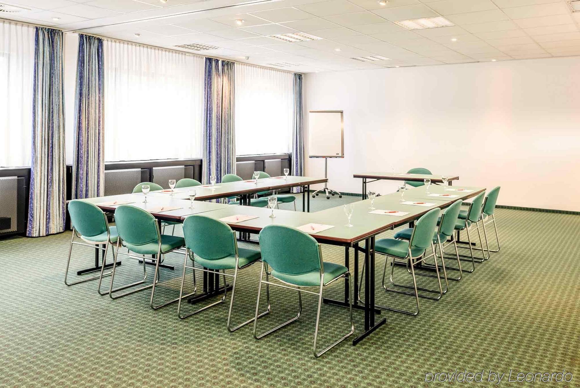 Ibis Rostock Am Stadthafen Εξωτερικό φωτογραφία